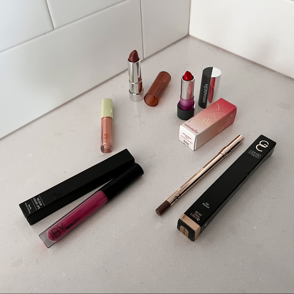 Lipstick, Lip Gloss and Lip Liner